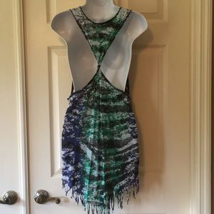 Buffalo knotted top